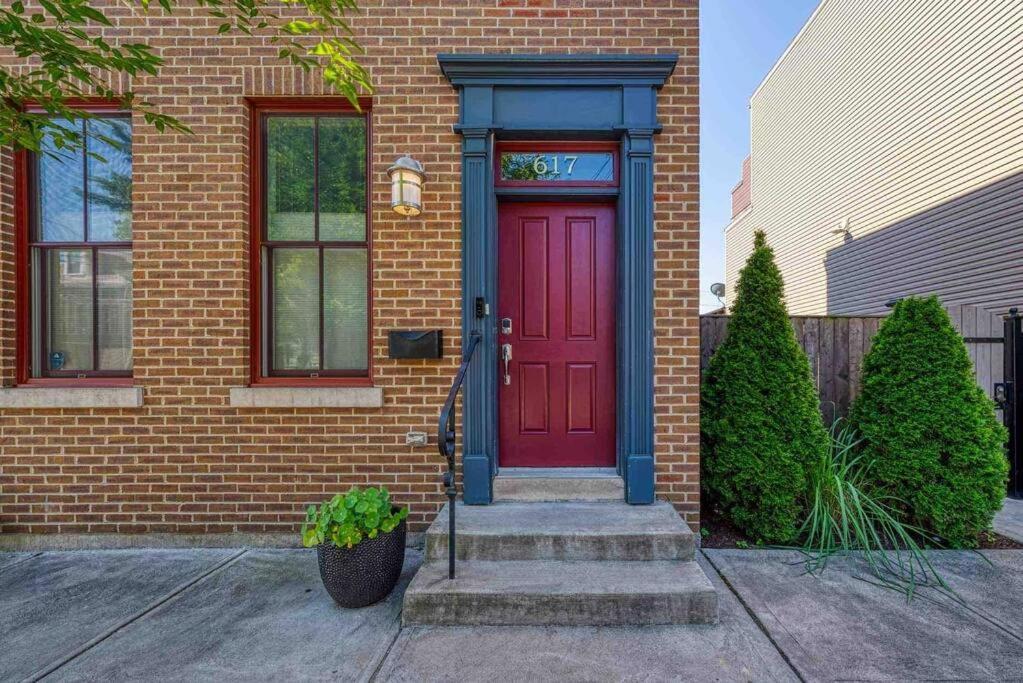 4 Bedroom 3 Bath Sleeps 10 Pet Friendly Private Backyard, 2 Car Garage, City Views, Close To All Stadiums And Casino Pittsburgh Esterno foto