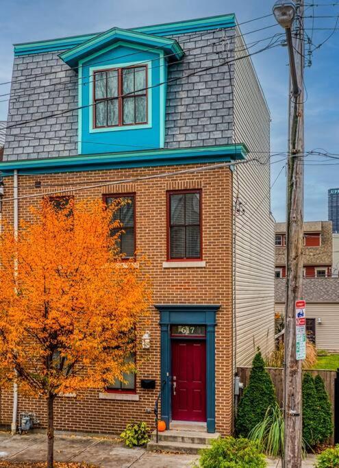 4 Bedroom 3 Bath Sleeps 10 Pet Friendly Private Backyard, 2 Car Garage, City Views, Close To All Stadiums And Casino Pittsburgh Esterno foto