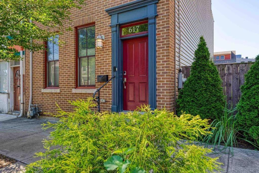 4 Bedroom 3 Bath Sleeps 10 Pet Friendly Private Backyard, 2 Car Garage, City Views, Close To All Stadiums And Casino Pittsburgh Esterno foto